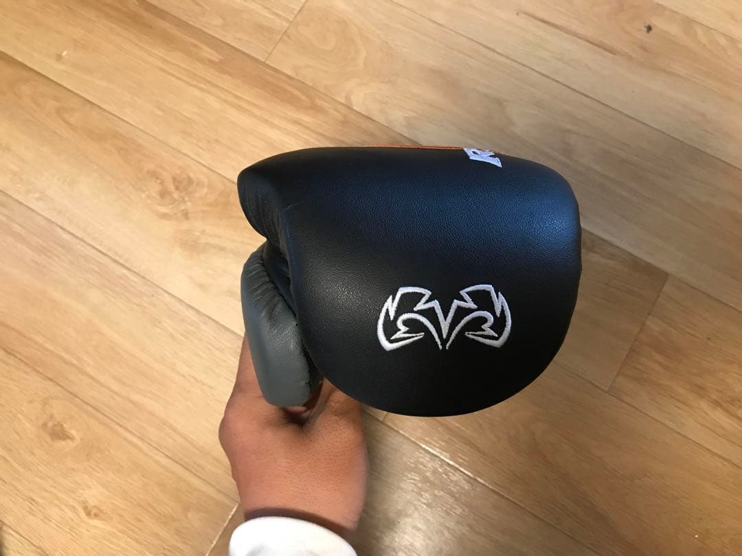 RIVAL RFX-2 RB11 ボクシンググローブ Mサイズ 黒/オレンジ