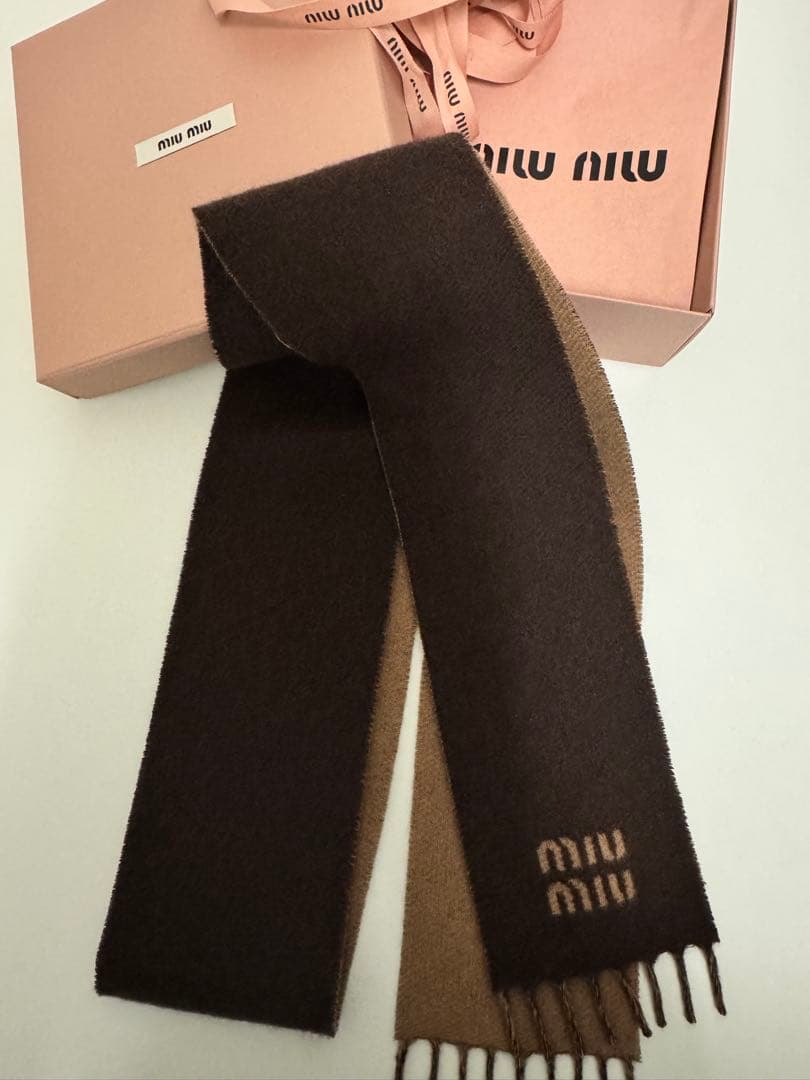 MIUMIU カシミヤスカーフ ブラウン
