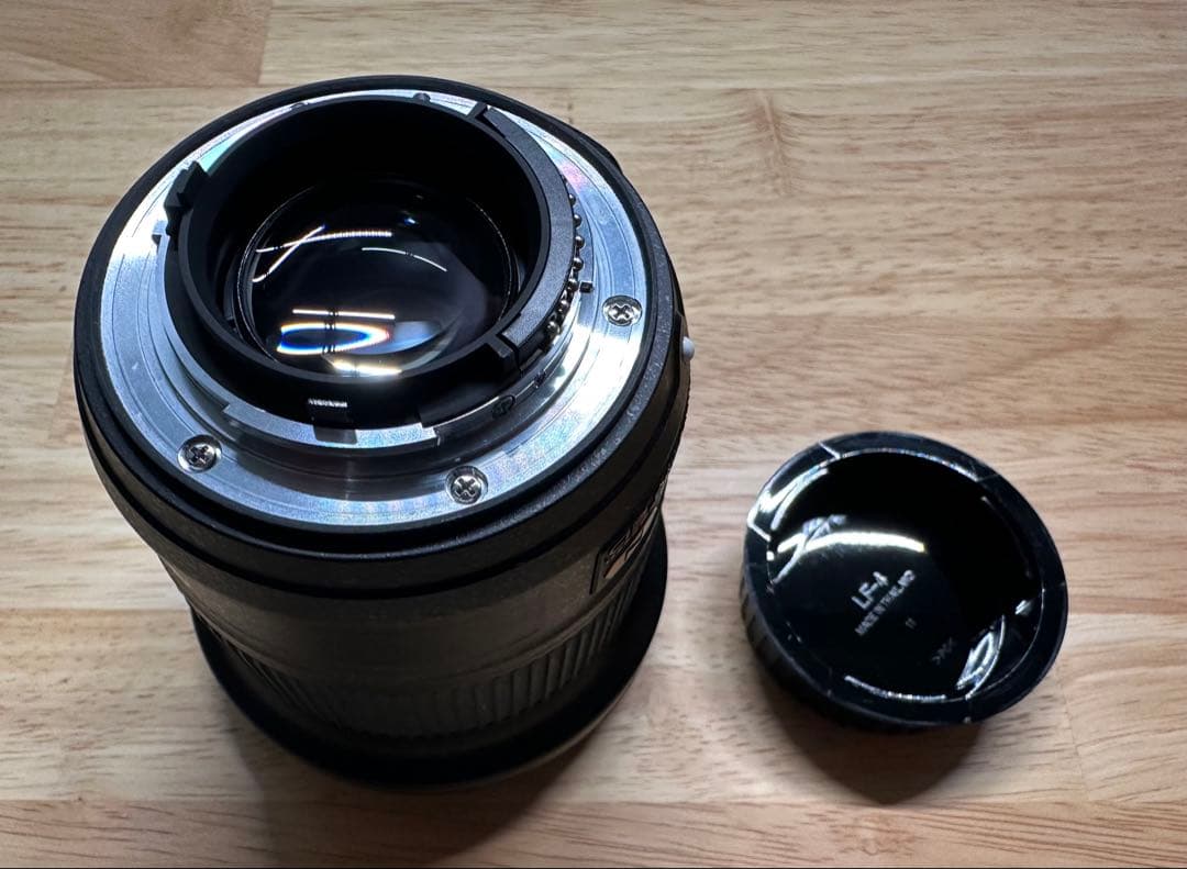 Nikon AF-S NIKKOR 20mm f/1.8G EDレンズ