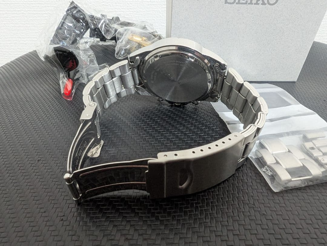 SEIKO クロノグラフ 腕時計 ブラック 稼働品　美品