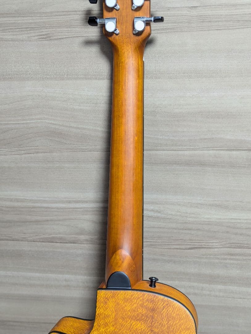 Traveler Guitar CS-10 ミニギター イングルマンスプルース