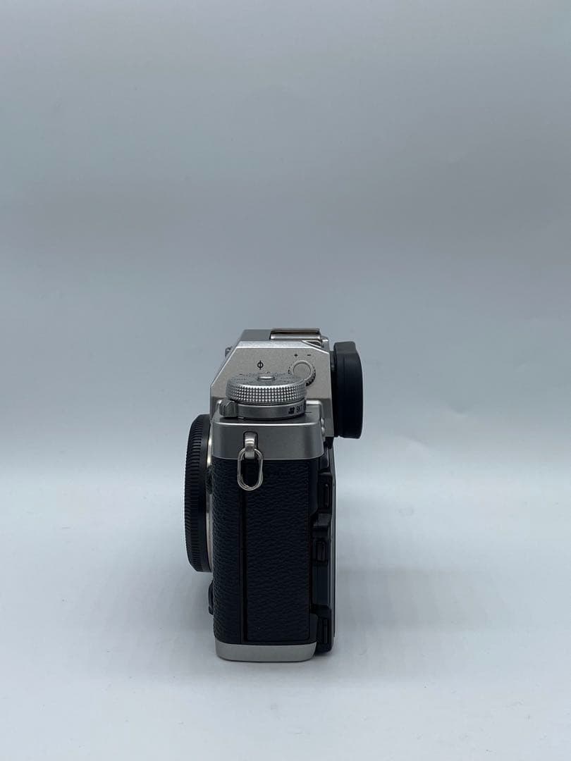 Fujifilm X-T3 ミラーレス一眼 本体と付属品