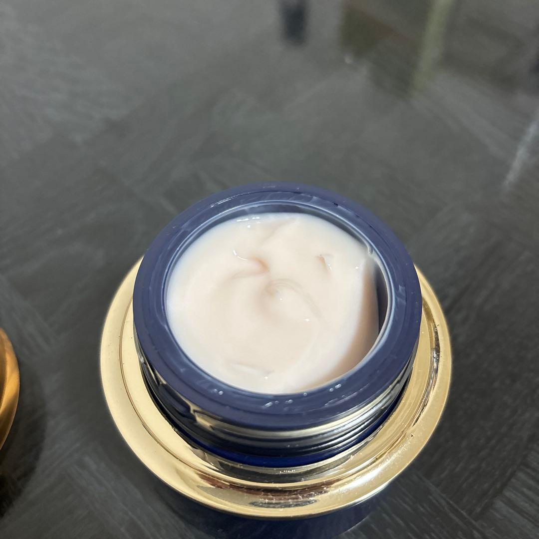 クレ・ド・ポー ボーテ クレームアンタンシヴｎ