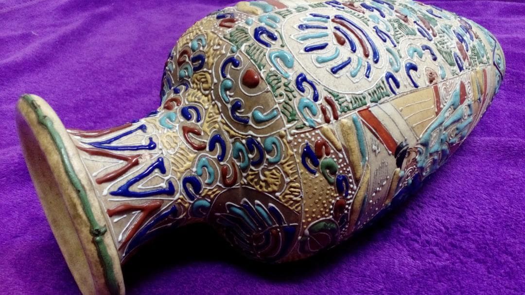 明治時代アンティーク京薩摩焼色絵立体彩色花瓶宮廷図柄古陶磁器当時物