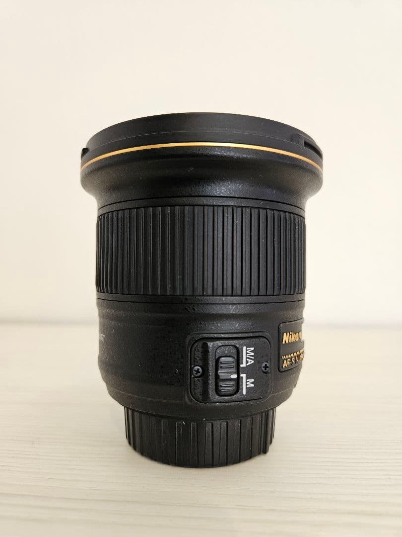 Nikon AF-S NIKKOR 20mm F1.8G ED　単焦点　大口径