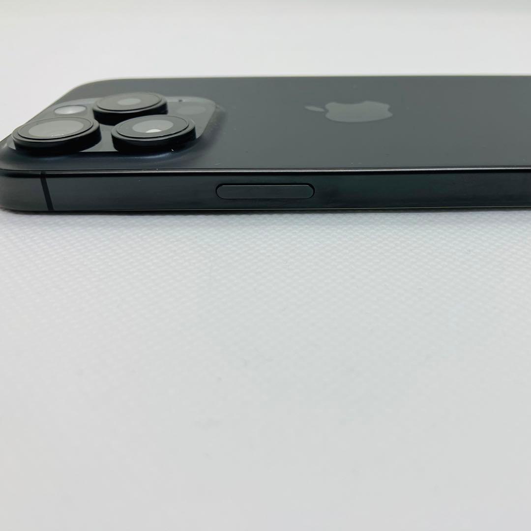 iPhone 15 Pro 256GB 美品 SIMフリー ブラック