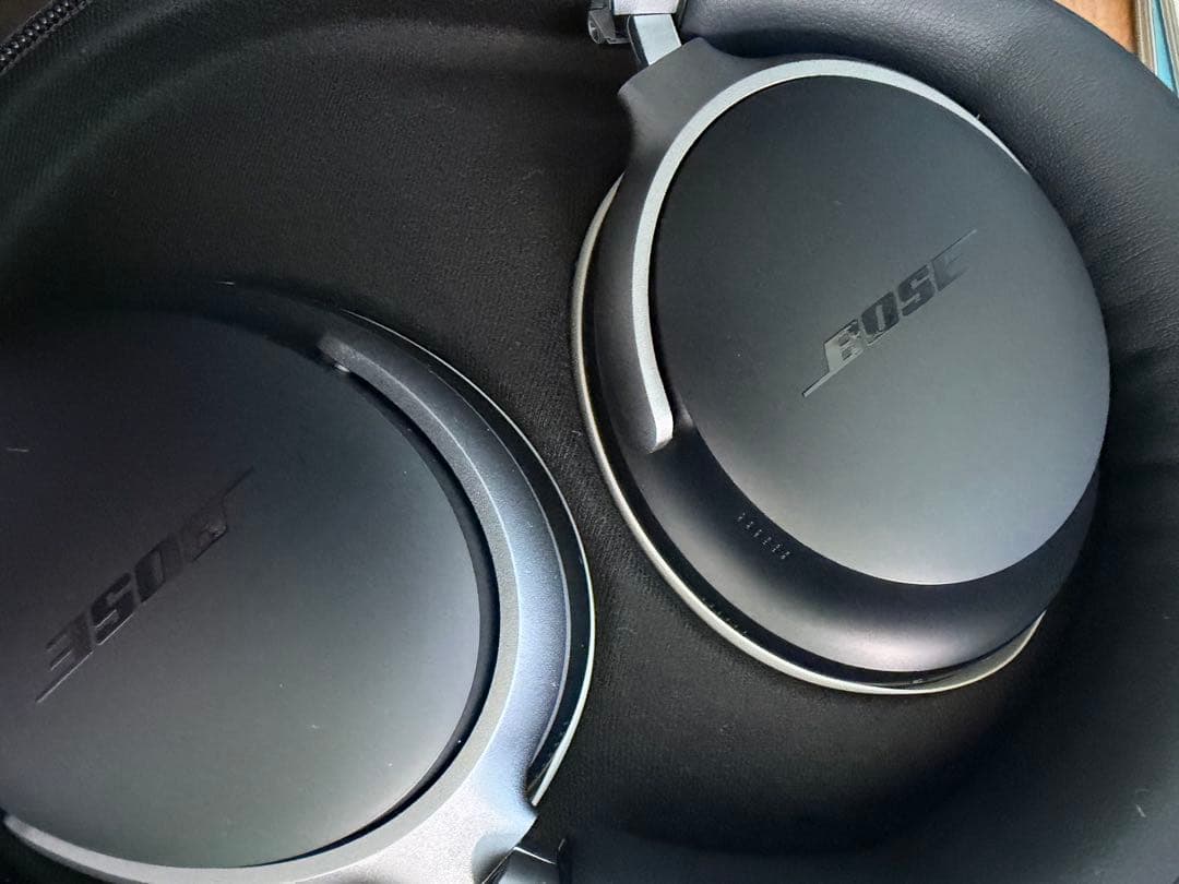 BOSE QuietComfort Ultra Headphones 第一世代