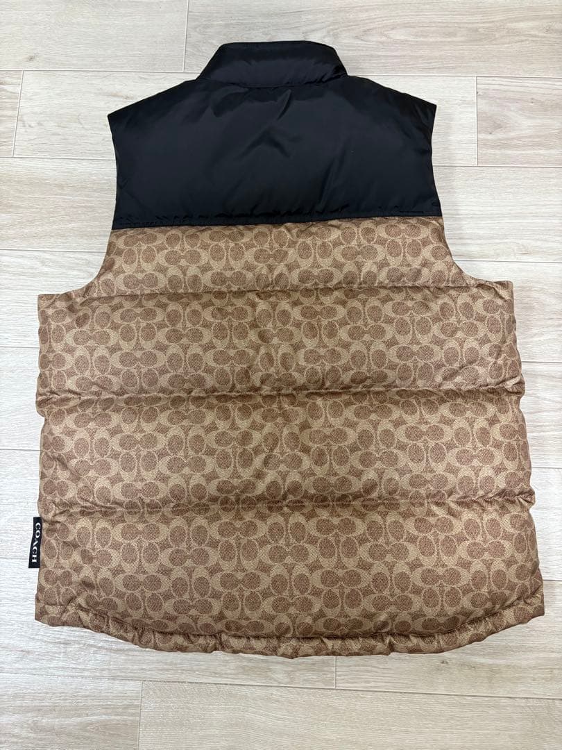 coach ダウンベスト