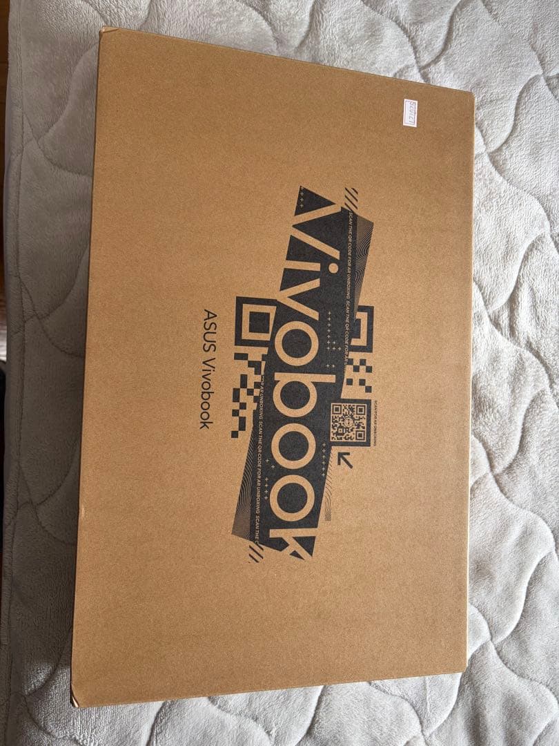 ASUS VivoBook 16インチ ノートPC ブラック