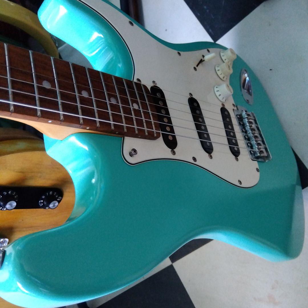 ストラト、 エレキギターエメラルドグリーン…値下げ！