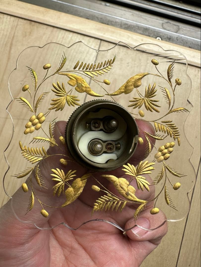 1900年代初頭 フランス アンティーク 金箔で絵付けされた美しいアトリエランプ