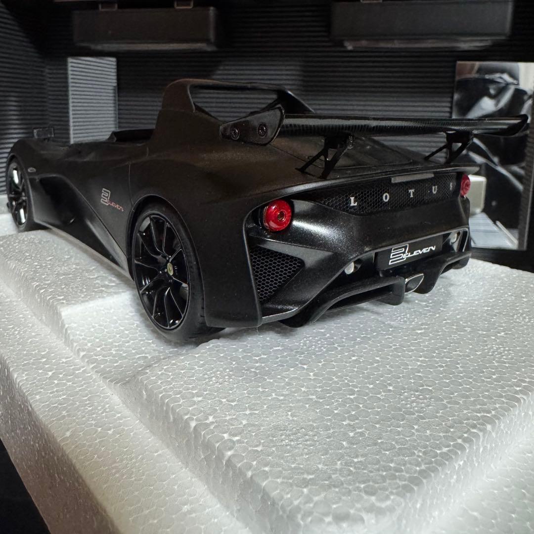 未展示品 オートアート1/18 Lotus 3-Eleven マットブラック