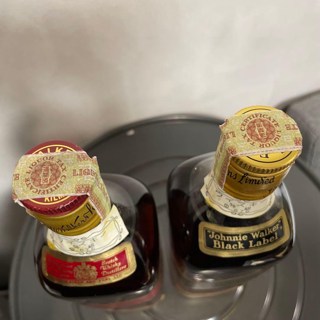 【酒税証紙付古酒】 ジョニーウォーカー　黒ラベル　赤ラベル　特級　S1063