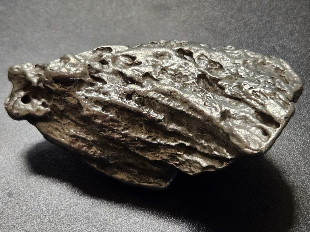 鉄隕石 427g　ドロニノ隕石　メテオライト