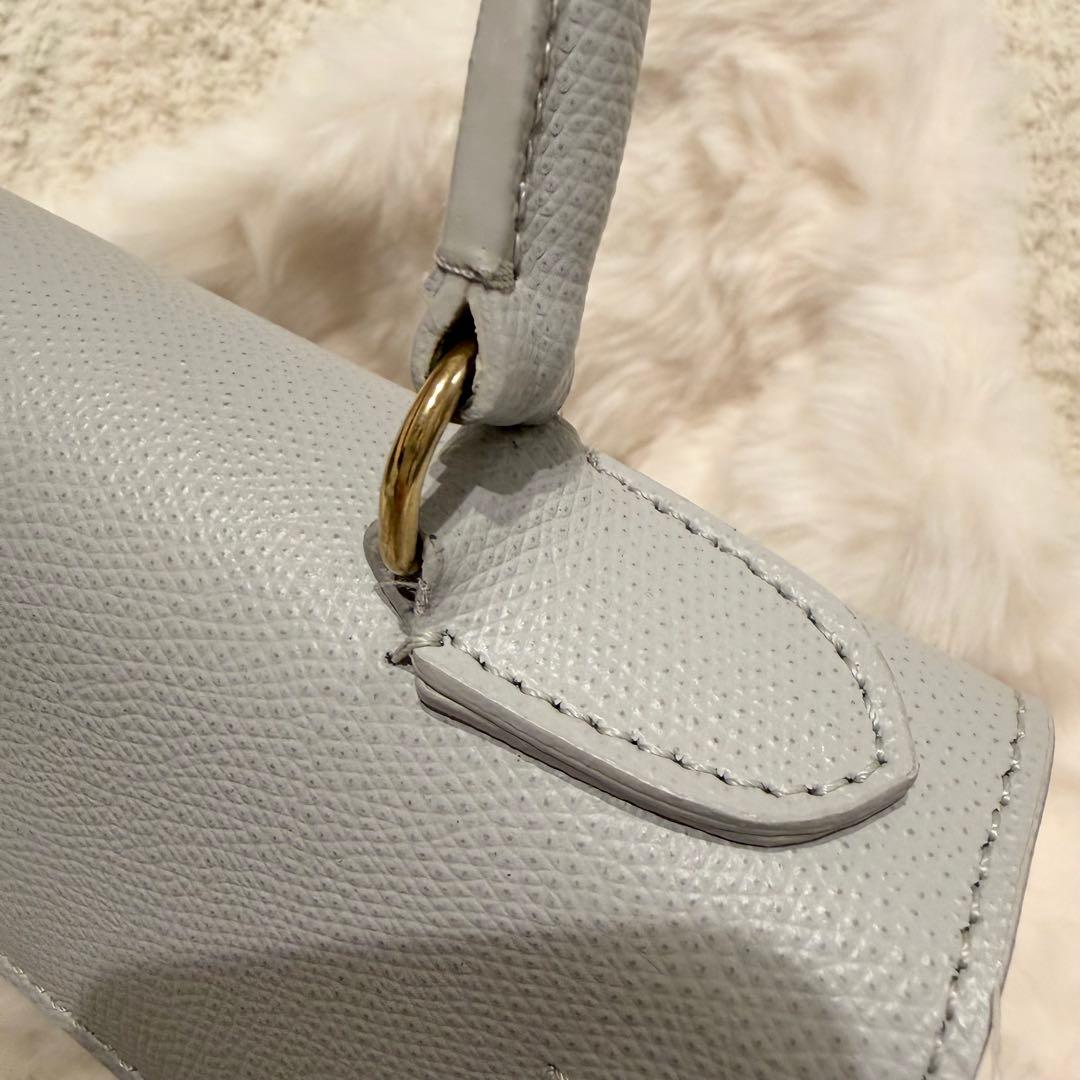 カルボッティ　ハンドバッグ　トゥモローランド