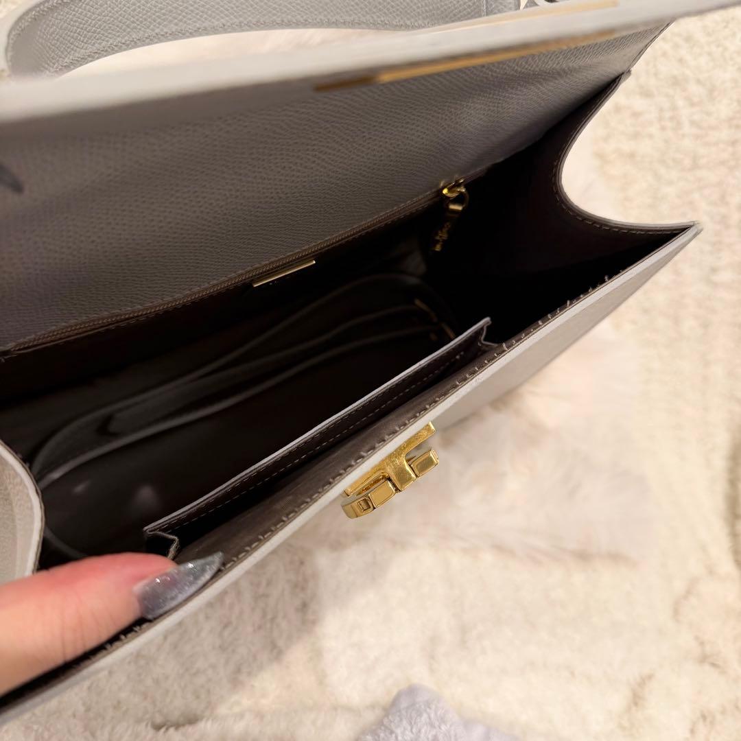 カルボッティ　ハンドバッグ　トゥモローランド