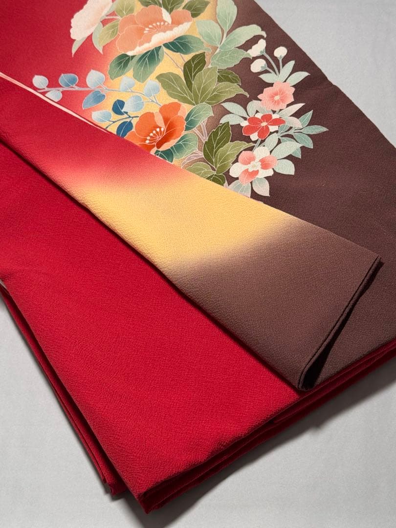 [美品] 振袖　本振袖　正絹　臙脂色　赤　礼装　成人式　卒業式　シンプル　高身長