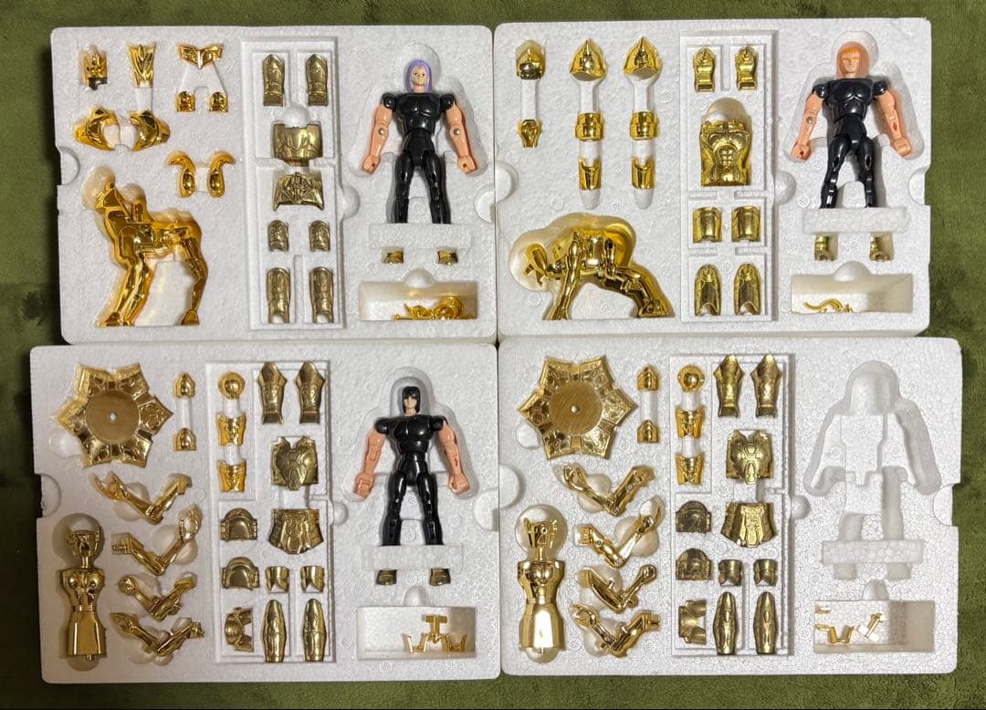 聖闘士聖衣大系　当時物　黄金聖闘士12種18個 【開封使用品欠品有り】おまけ付き