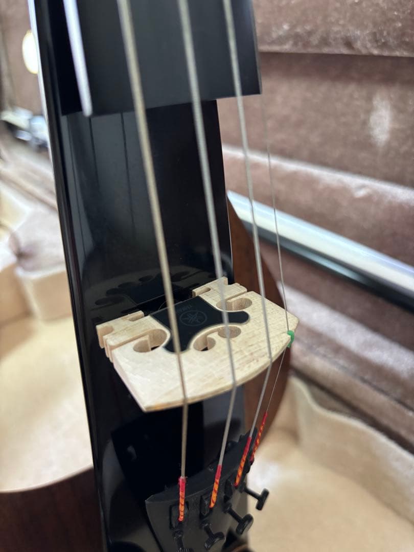 弦楽器 Electric Violin Model YEV104