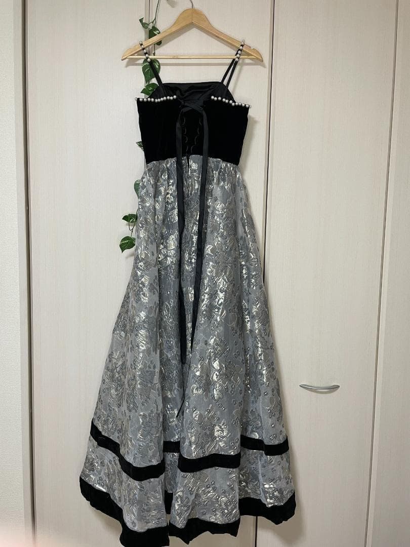 イヴニングドレス　ロングドレス　パーティードレス　パール　刺繡　サイズXL