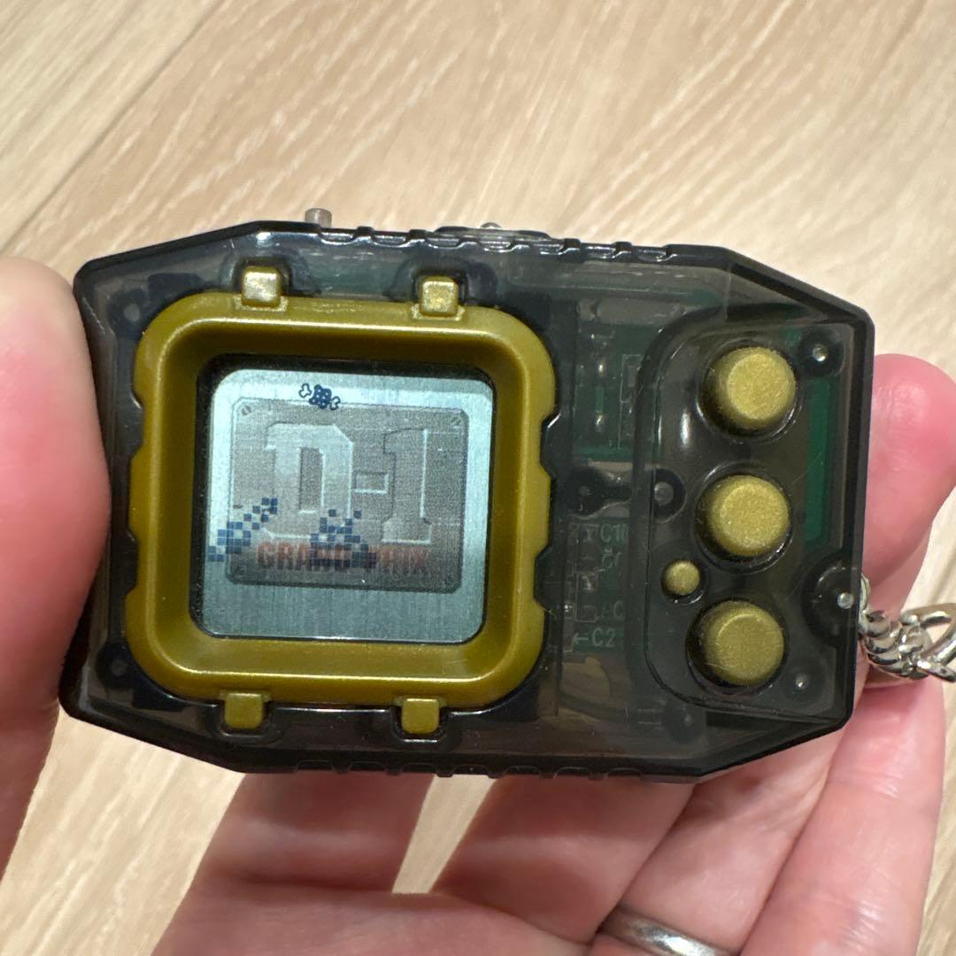 動作確認済み　バンダイ　デジモンペンデュラム　ゴールド　クリアブラック