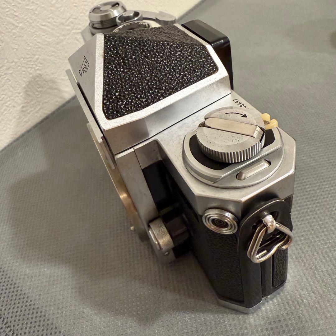 Nikon F 一眼レフカメラ　アイレベル　中期　シルバー