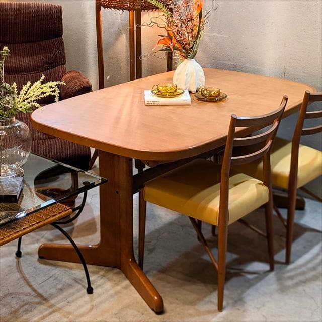 日進木工のGROWエクステンションダイニングテーブル