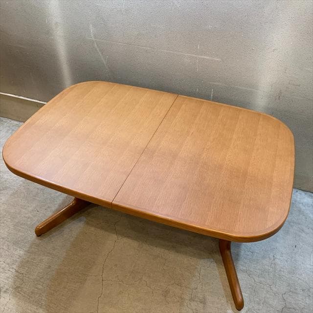 日進木工のGROWエクステンションダイニングテーブル