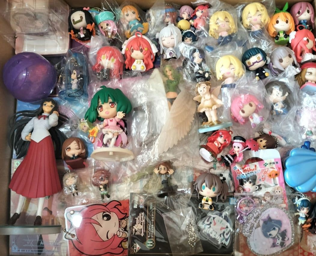 美少女 大量 まとめ売り 紙類 ポストカード ぬいぐるみ アクリルスタンド