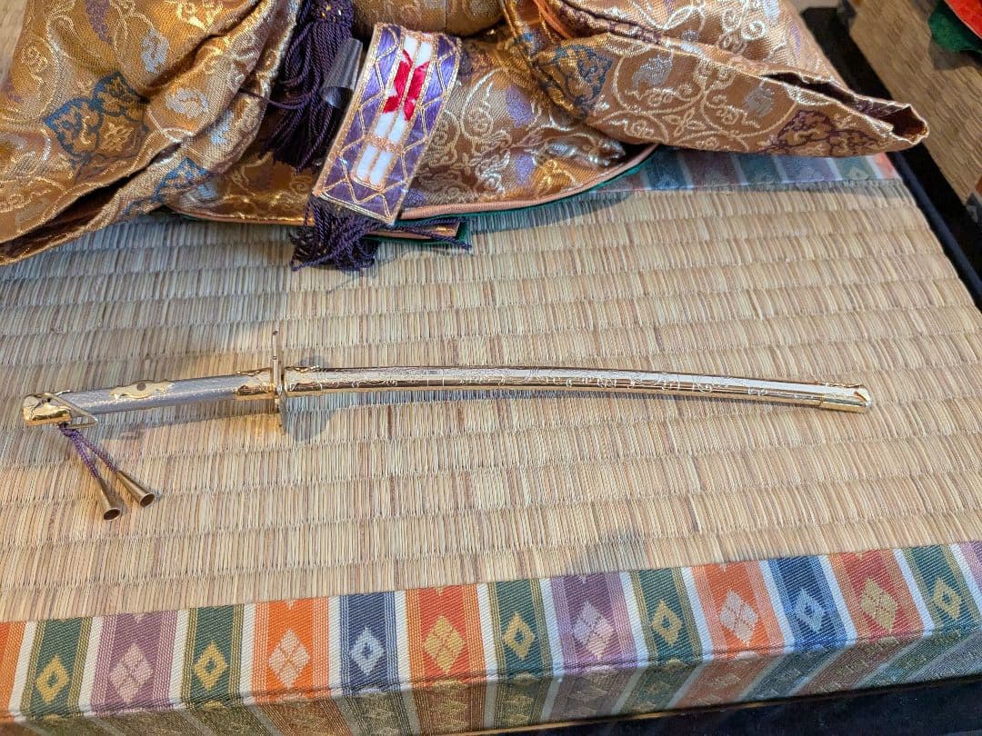 ひな人形　島津　お雛様、お内裏様、屏風、ぼんぼり