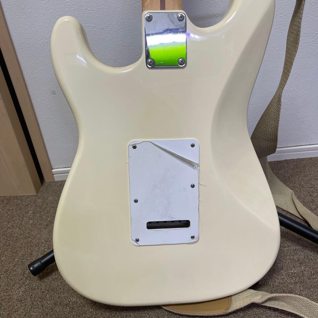 美品Fender Stratocaster アイボリー