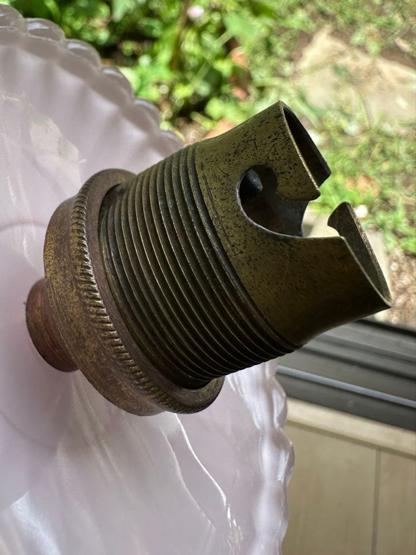 20年代 フランス アンティーク オパリンローズの可愛らしいお花アトリエランプ＊