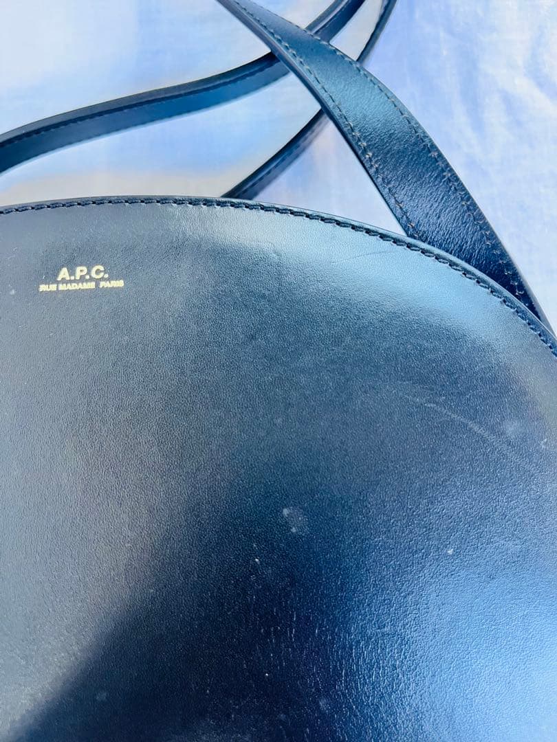 ピーマン☆A.P.C. ハーフムーン　バッグ