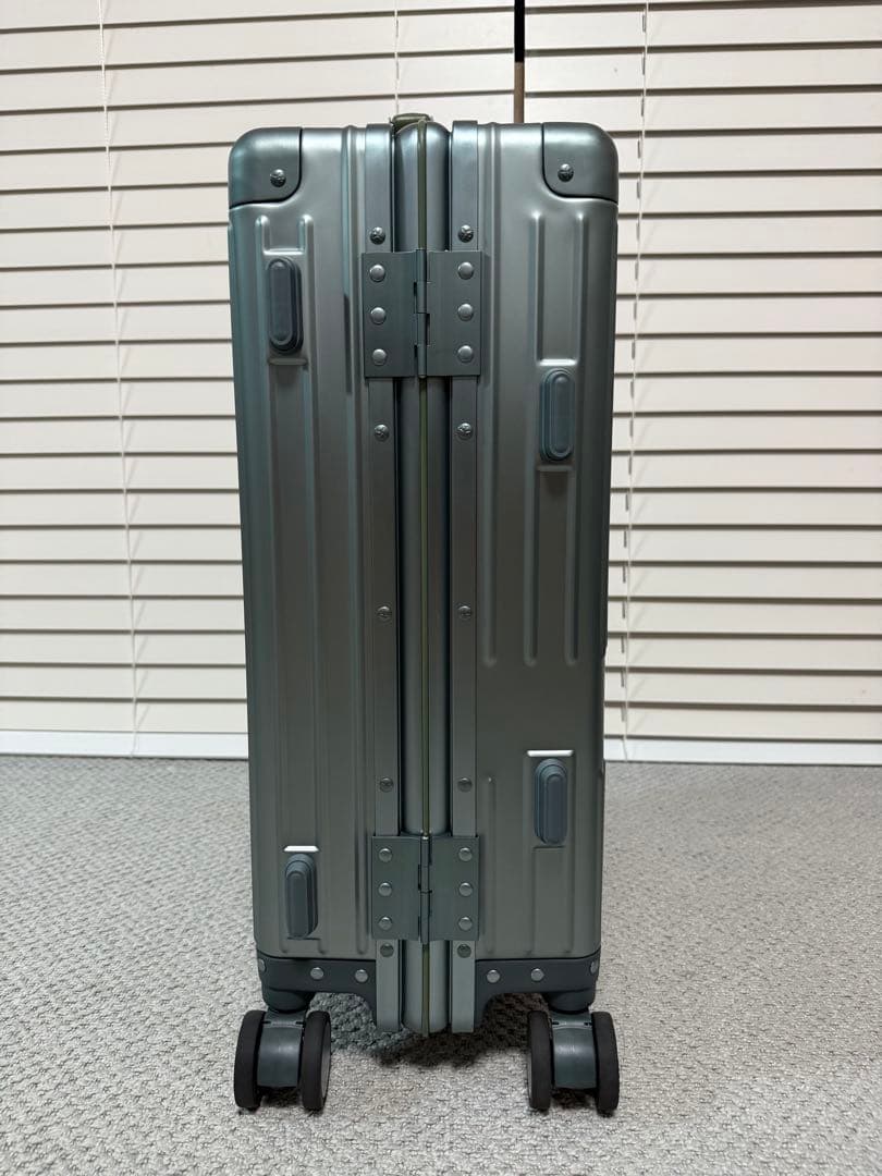 INV1811STP グリーン 36L キャリーケース