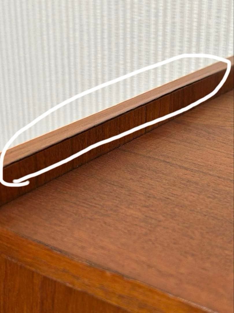 北欧ヴィンテージ家具　小型チェスト／サイドテーブル