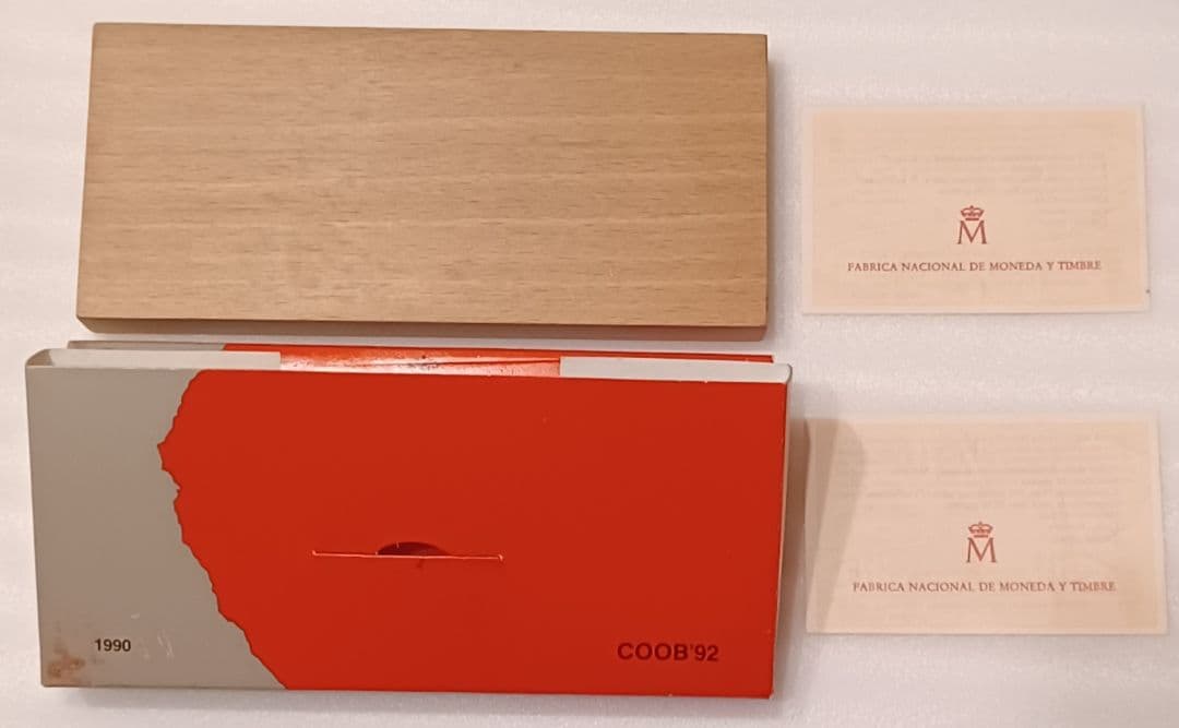 銀価格高騰中！バルセロナの記念銀貨2点『騎士』と『聖火』