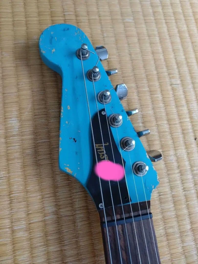 絶賛販売中　青いギター　絶賛販売中　絶賛販売中　絶賛販売中