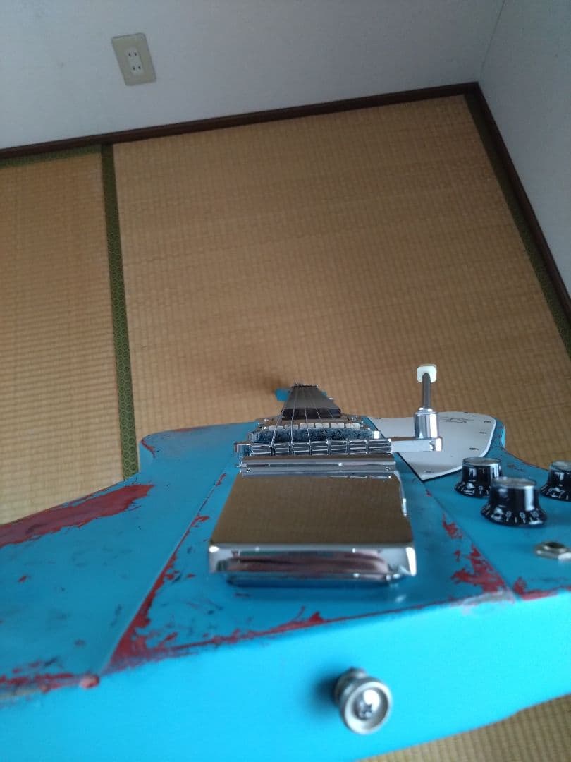 絶賛販売中　青いギター　絶賛販売中　絶賛販売中　絶賛販売中