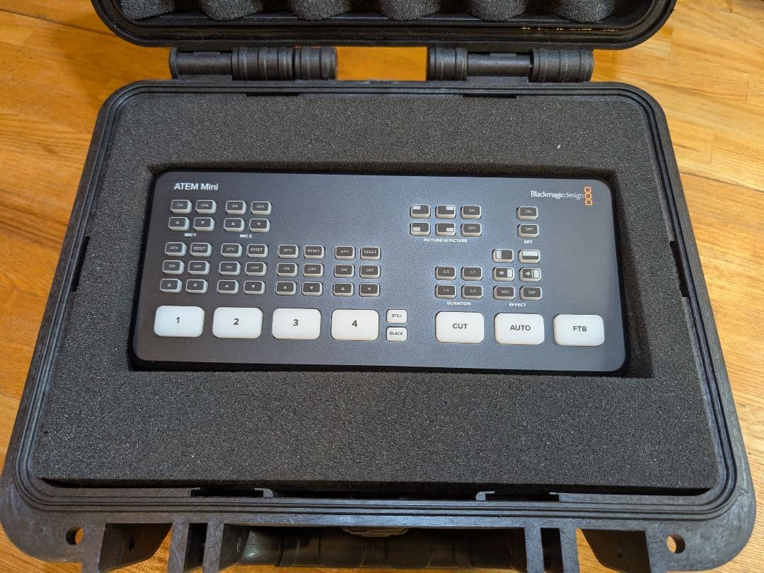 ブラックマジックデザイン　ATEM Mini ハードケース付