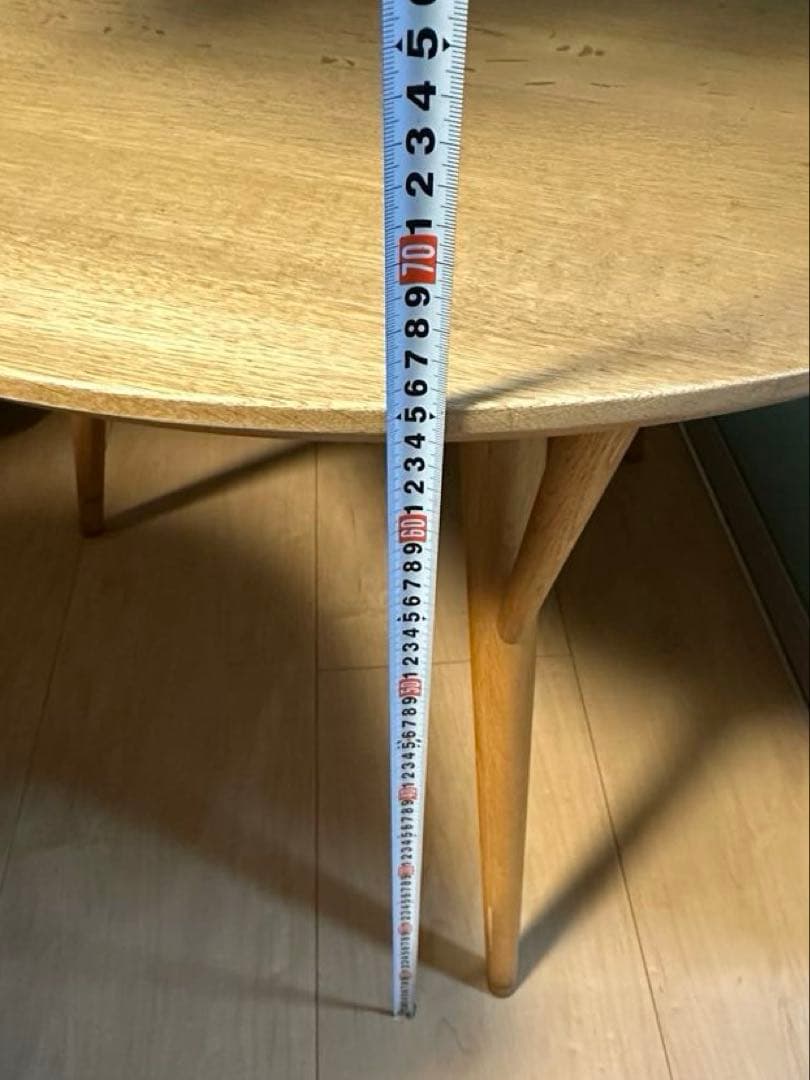 日進木工　Kタイプ　ナラ　 円形ダイニングテーブル　3本脚