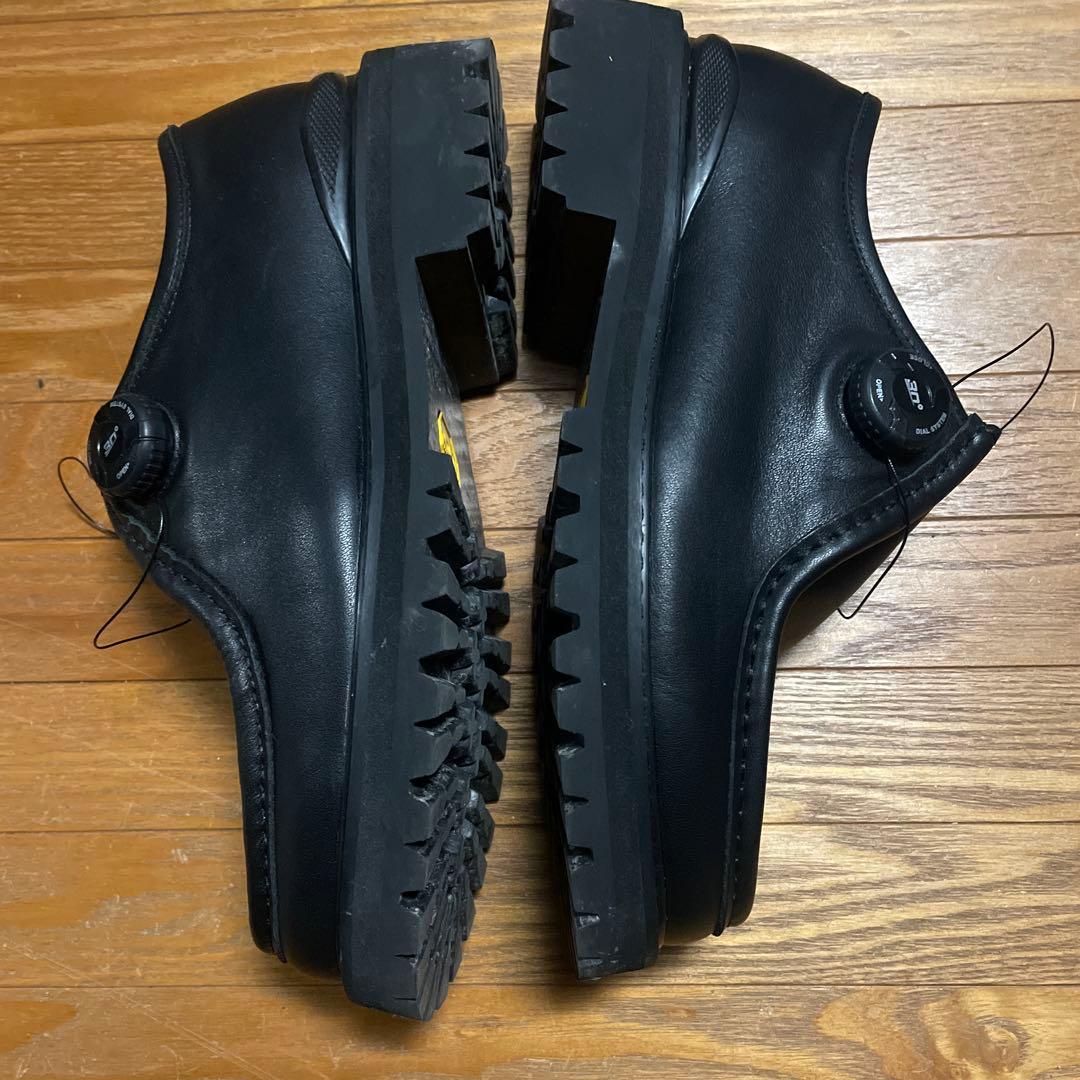 黒 モカシンスタイル シューズ ビブラムソール