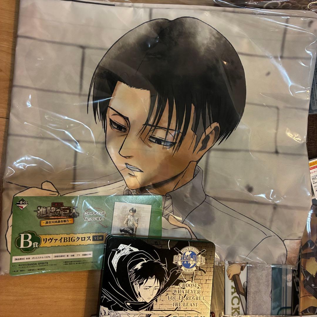 進撃の巨人 グッズ 大量 まとめ売り リヴァイ フィギュア 300点以上