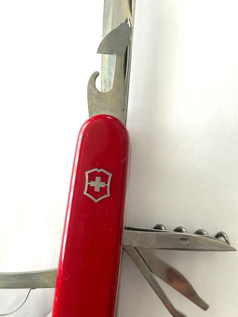 VICTORINOX マルチツール　スイスアーミーナイフ携帯折り畳みナイフ赤1点