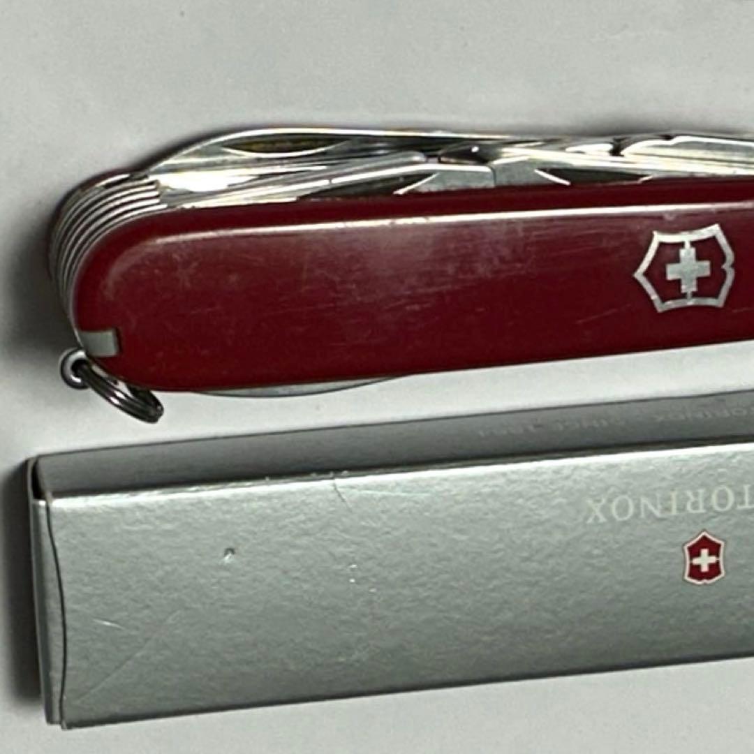 VICTORINOX マルチツール　スイスアーミーナイフ携帯折り畳みナイフ赤1点