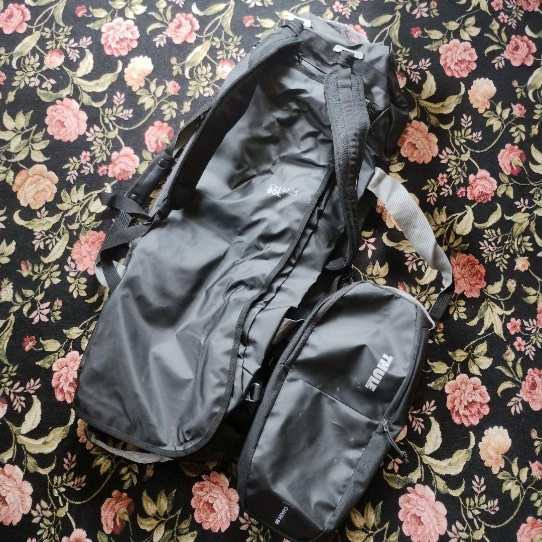 Thule Chasm 90ダッフルバッグ　ブラック