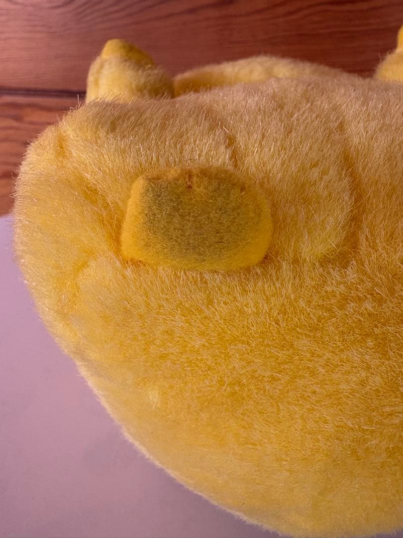 お腹を押すと鳴くピカチュウ　初期