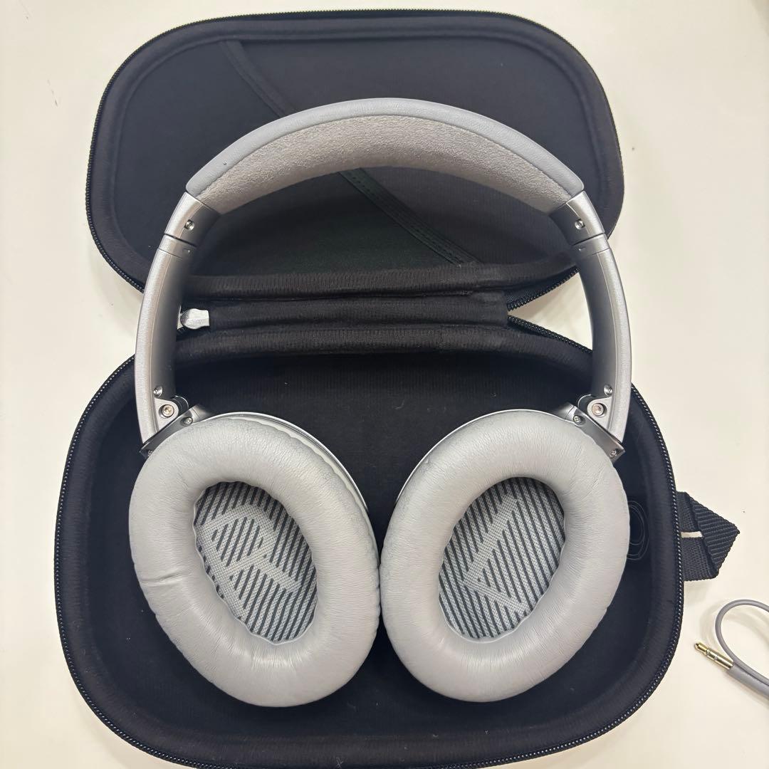 Bose ワイヤレスヘッドホン シルバー