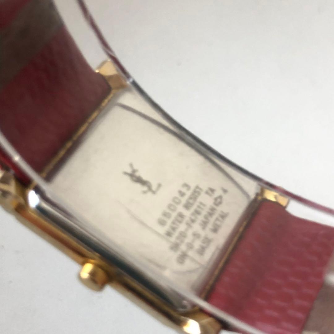 イヴ・サンローラン　レッドレザーベルト アナログ時計 スクエア