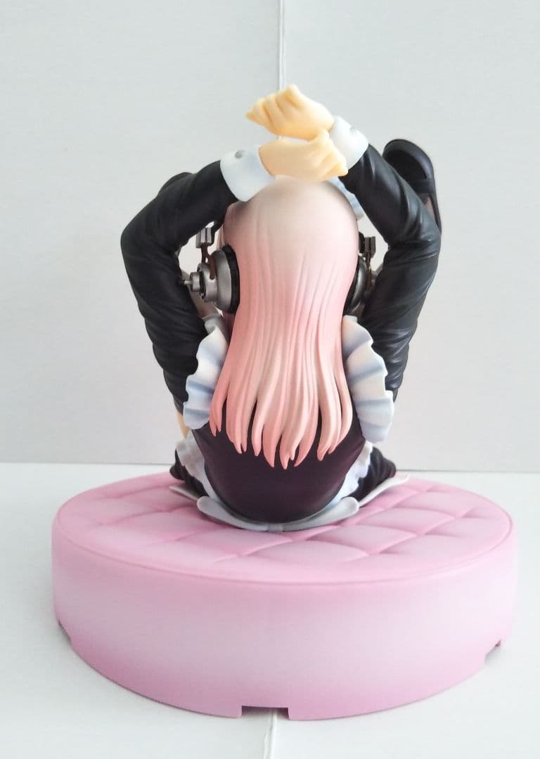 すーぱーそに子 フィギュア Gothic Maid ver. + ベッド風台座