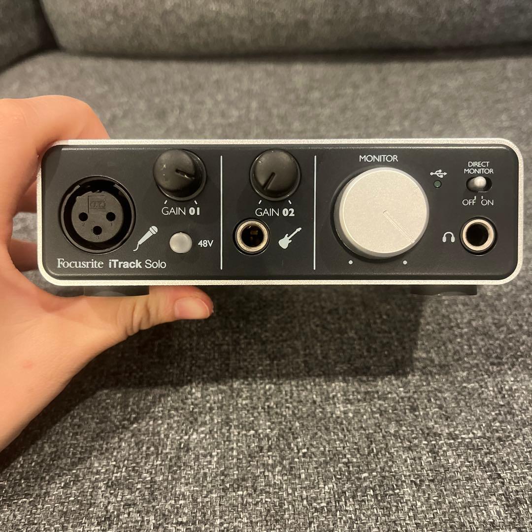 Focusrite iTrack Solo オーディオインターフェイス